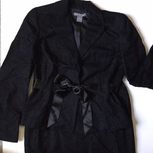 Ann Taylor Petites Skirt Suit, Size 8P